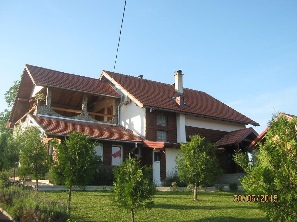 Lavanda Farm Apartmani Rakovica Eksteriør billede